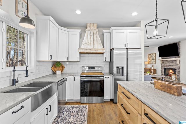 825 COVE ROAD, Sylacauga, AL 35151