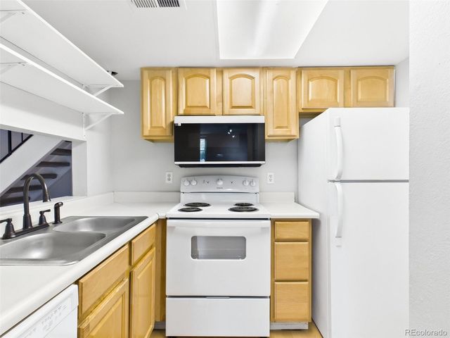 9901 E Evans Avenue 9C, Denver, CO 80247