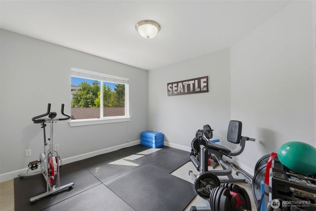 15217 Daffodil Street Ct E, Sumner, WA 98390