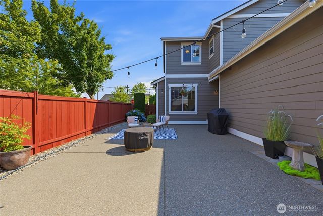 15217 Daffodil Street Ct E, Sumner, WA 98390