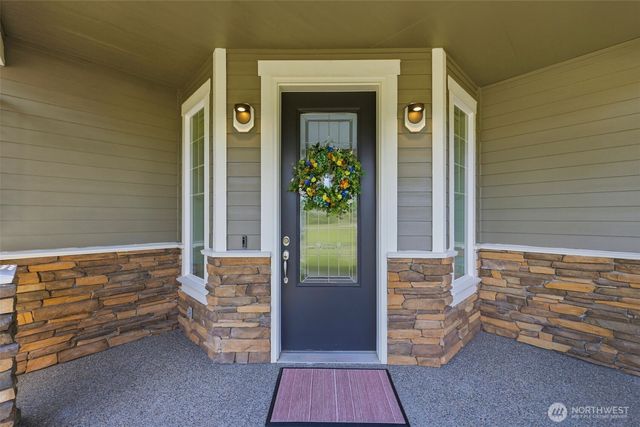 15217 Daffodil Street Ct E, Sumner, WA 98390