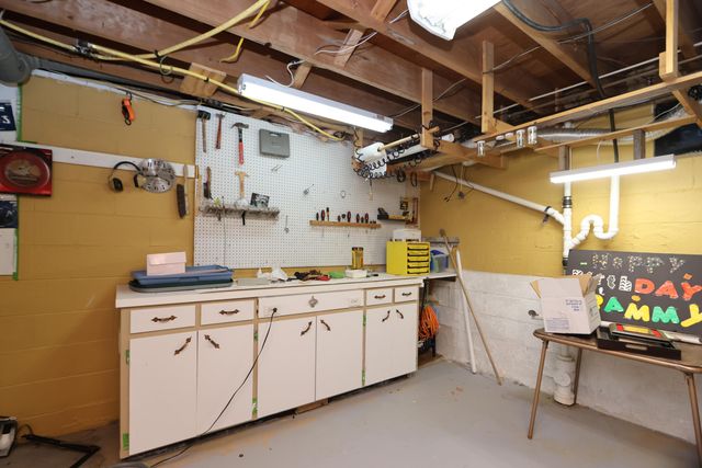 86 Sherbrook Road, Mansfield, OH 44907