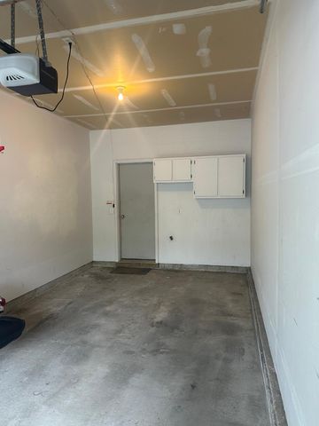 516 Roundhouse Street, Shakopee, MN 55379