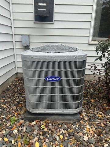 516 Roundhouse Street, Shakopee, MN 55379