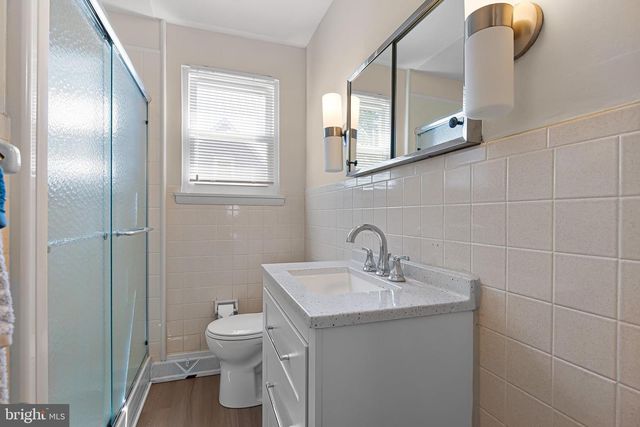 1302 BARKSDALE RD, Newark, DE 19711