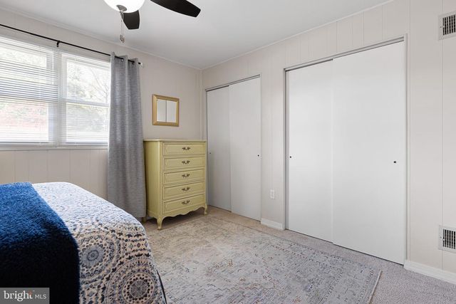 1302 BARKSDALE RD, Newark, DE 19711