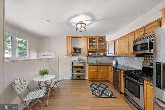 1302 BARKSDALE RD, Newark, DE 19711