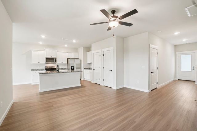 431 West Claywalk Road, Woodruff, SC 29388