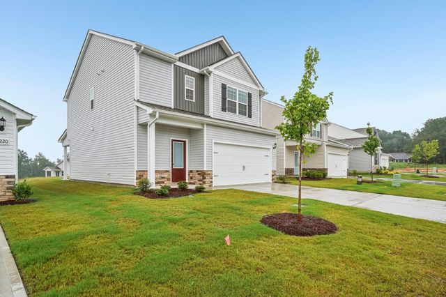 431 West Claywalk Road, Woodruff, SC 29388