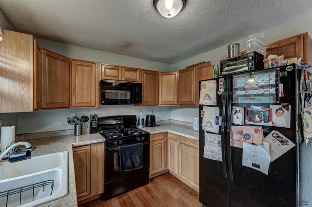 14741 E VALLEY VIEW DR, Piedmont, SD 57769