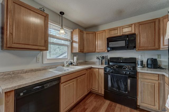 14741 E VALLEY VIEW DR, Piedmont, SD 57769