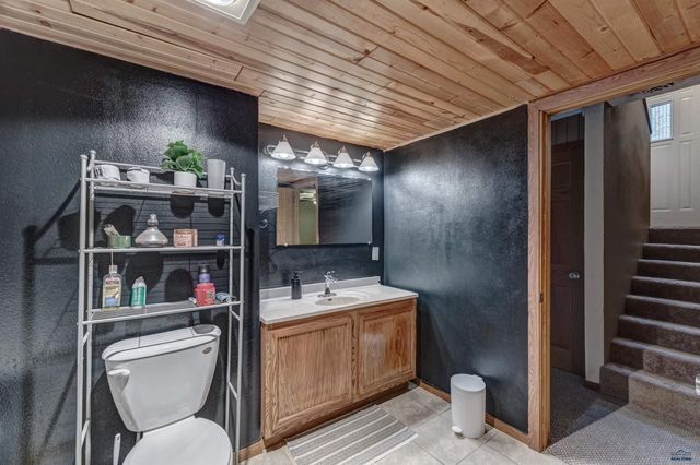 14741 E VALLEY VIEW DR, Piedmont, SD 57769