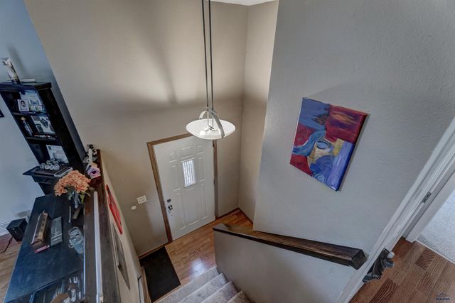 14741 E VALLEY VIEW DR, Piedmont, SD 57769