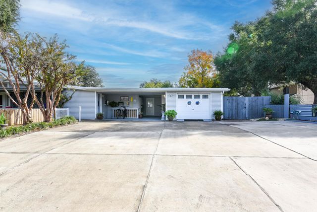 111 SW CEDAR Avenue, Fort Walton Beach, FL 32548