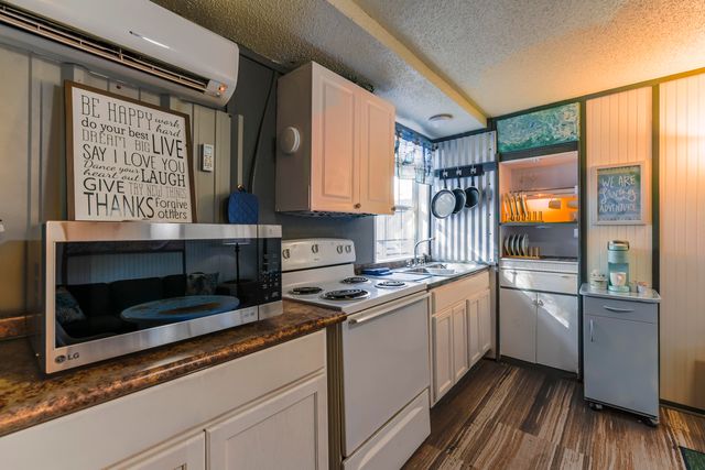 111 SW CEDAR Avenue, Fort Walton Beach, FL 32548