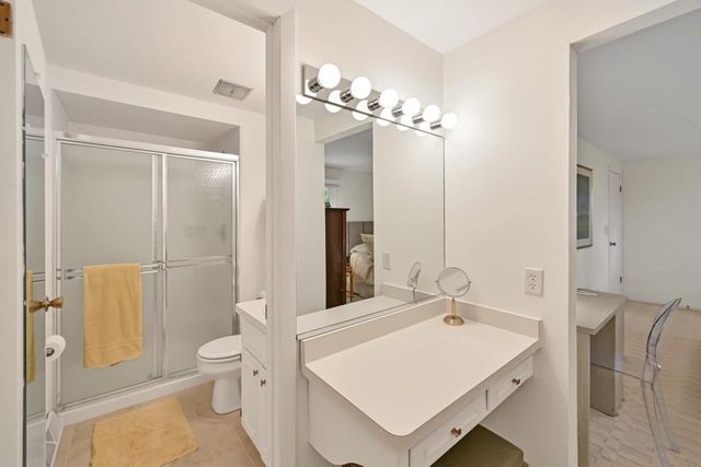 9490 N Waverly DRIVE, Bayside, WI 53217