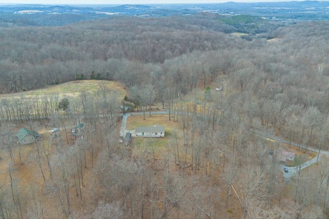 351 Rippy Ridge Rd, Normandy, TN 37360