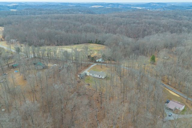 351 Rippy Ridge Rd, Normandy, TN 37360