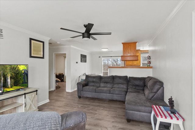 351 Rippy Ridge Rd, Normandy, TN 37360