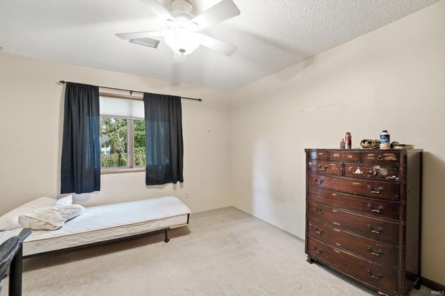 3913 Somerset Place, West Lafayette, IN 47906