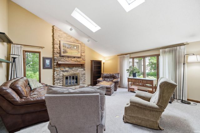 3913 Somerset Place, West Lafayette, IN 47906