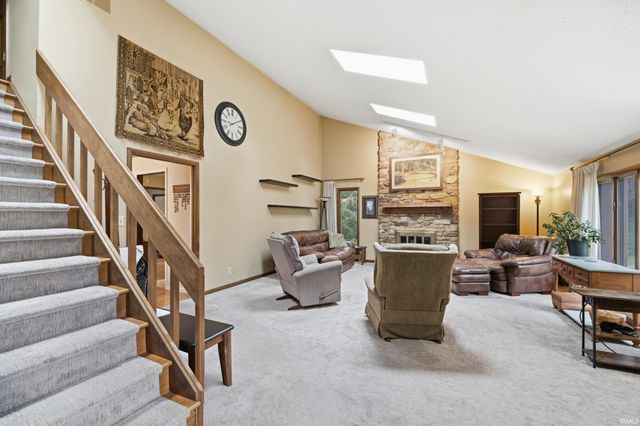 3913 Somerset Place, West Lafayette, IN 47906