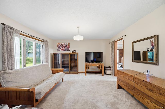3913 Somerset Place, West Lafayette, IN 47906