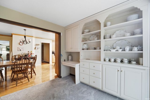3913 Somerset Place, West Lafayette, IN 47906
