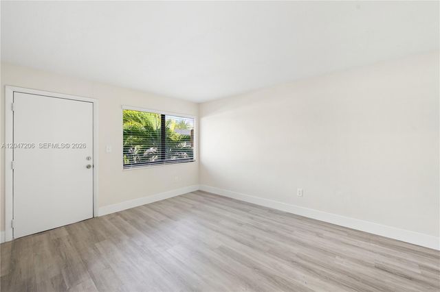 1330 W 29th Street 34, Hialeah, FL 33012