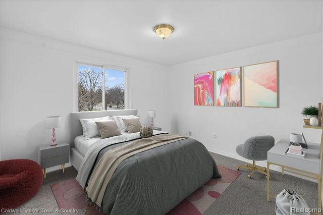 8895 Knolson Avenue, Livonia, MI 48150