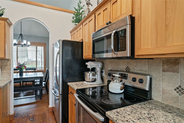 16 Harvester Lane, Belgrade, MT 59714