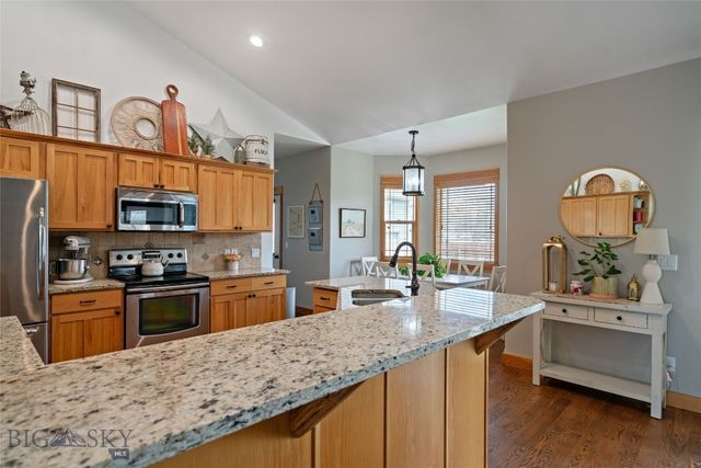 16 Harvester Lane, Belgrade, MT 59714