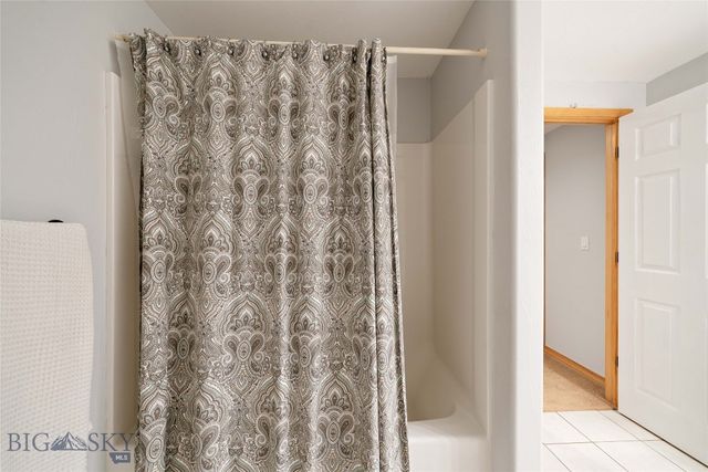 16 Harvester Lane, Belgrade, MT 59714