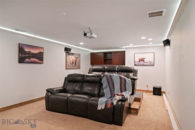 16 Harvester Lane, Belgrade, MT 59714