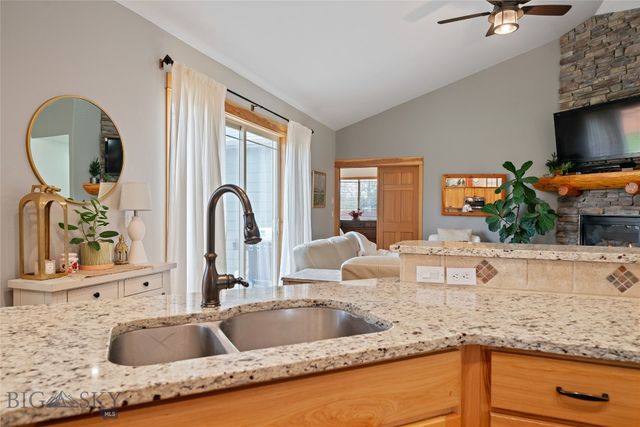 16 Harvester Lane, Belgrade, MT 59714