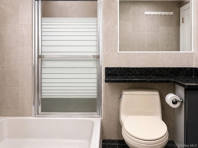 132-27 41ST Avenue 4F, Flushing, NY 11355