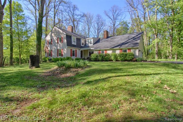 47300 Maplebrook, Northville, MI 48168