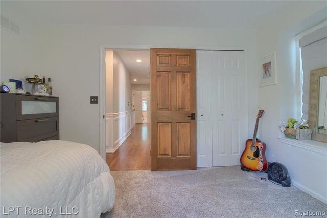 47300 Maplebrook, Northville, MI 48168