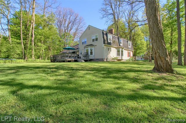 47300 Maplebrook, Northville, MI 48168