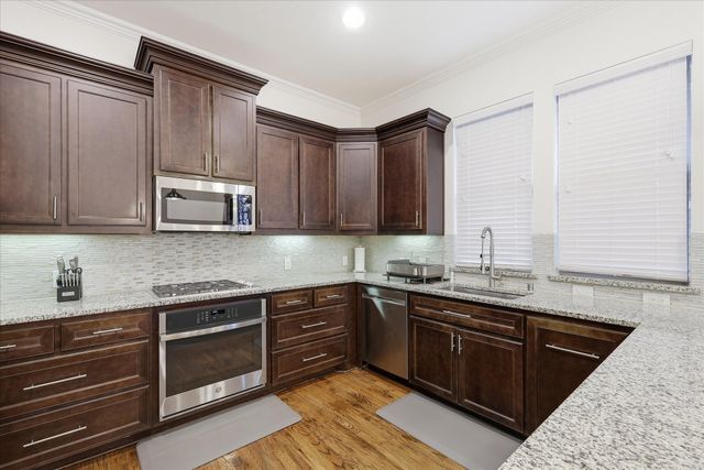 2511 Charlie Bird Parkway, Farmers Branch, TX 75234