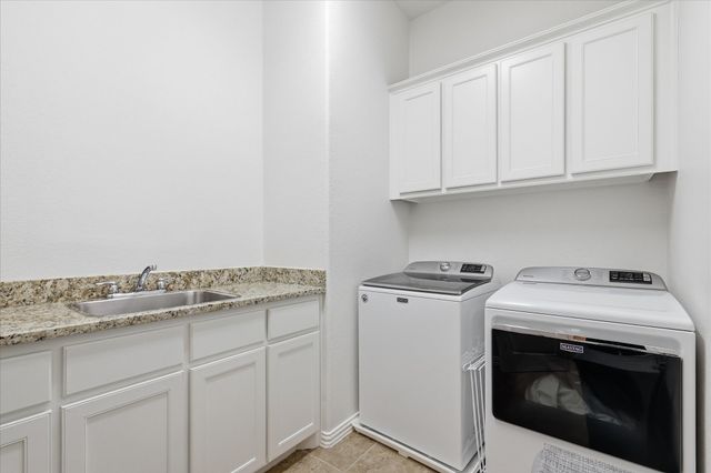 2511 Charlie Bird Parkway, Farmers Branch, TX 75234