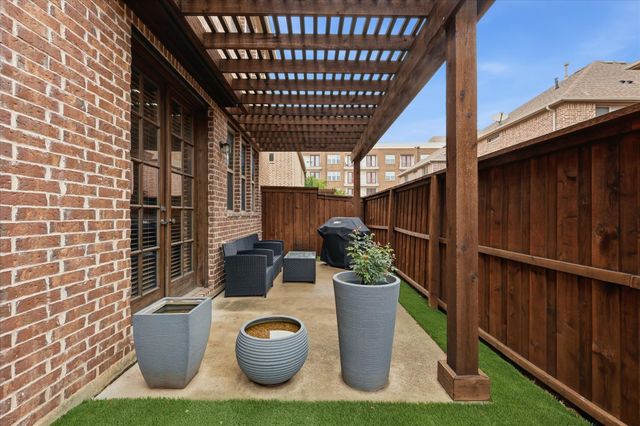 2511 Charlie Bird Parkway, Farmers Branch, TX 75234