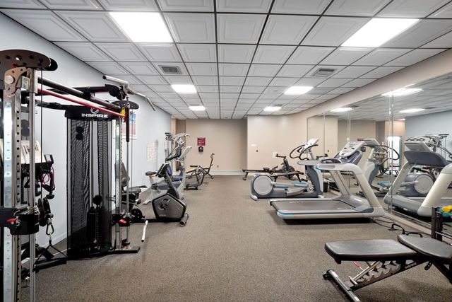 901 Colony Point Circle 207, Pembroke Pines, FL 33026
