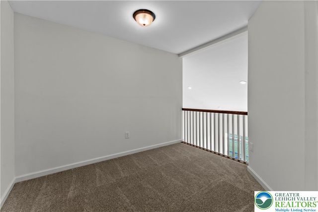 105 Timber Trail 51, Palmer Twp, PA 18045