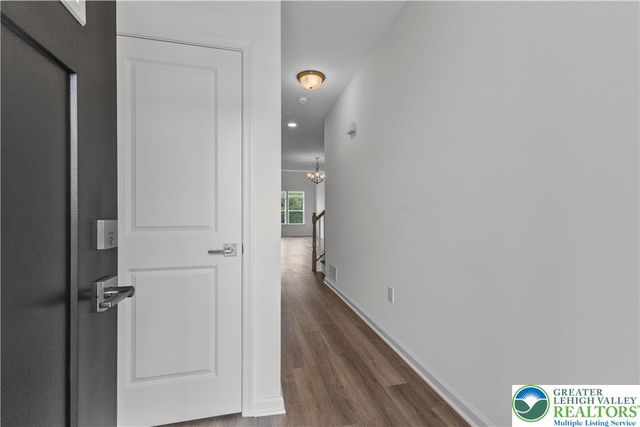 105 Timber Trail 51, Palmer Twp, PA 18045