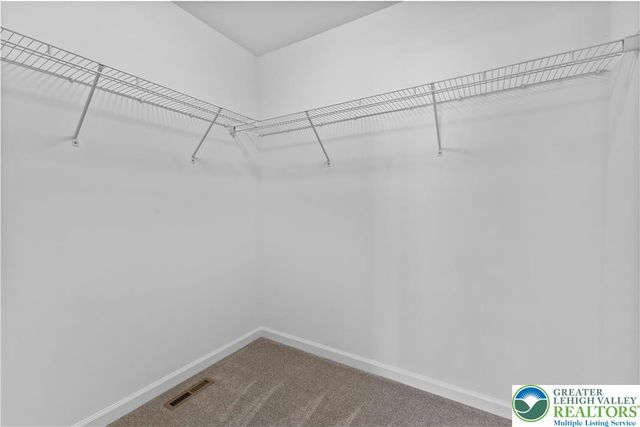 105 Timber Trail 51, Palmer Twp, PA 18045