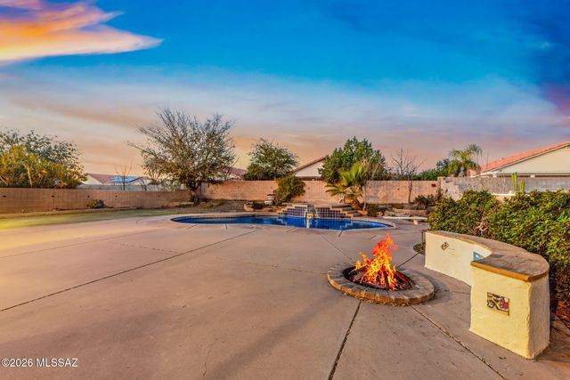 2964 W Corte Olivia, Tucson, AZ 85741