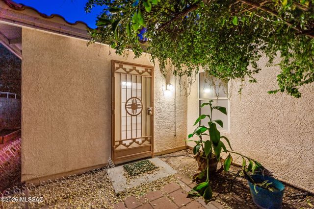 2964 W Corte Olivia, Tucson, AZ 85741