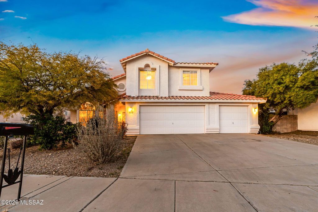 2964 W Corte Olivia, Tucson, AZ 85741