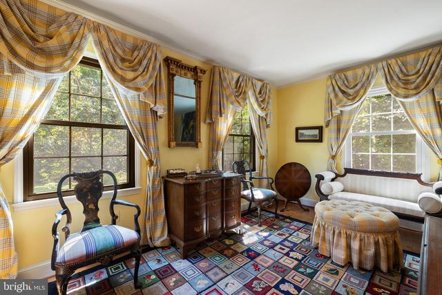 961 SUMMERVILLE RD, Boyce, VA 22620